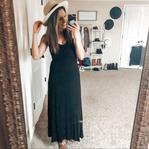 Black spaghetti strap maxi dress Small